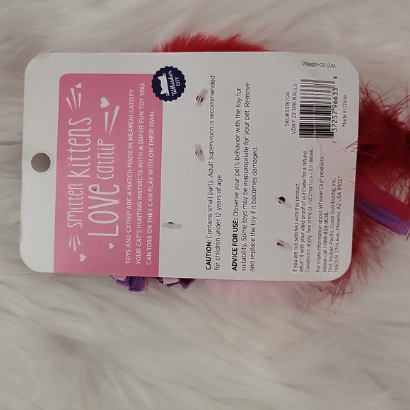 Brand New HOLIDAY INSPIRED WHISKER CITY ASSORTED CAT TOY-3CT - Picture 2 of 3